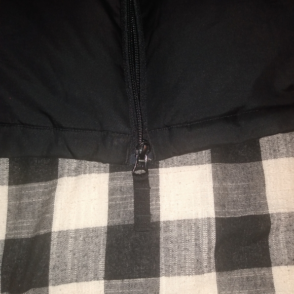 Men's size small zip up vest - Picture 4 of 5